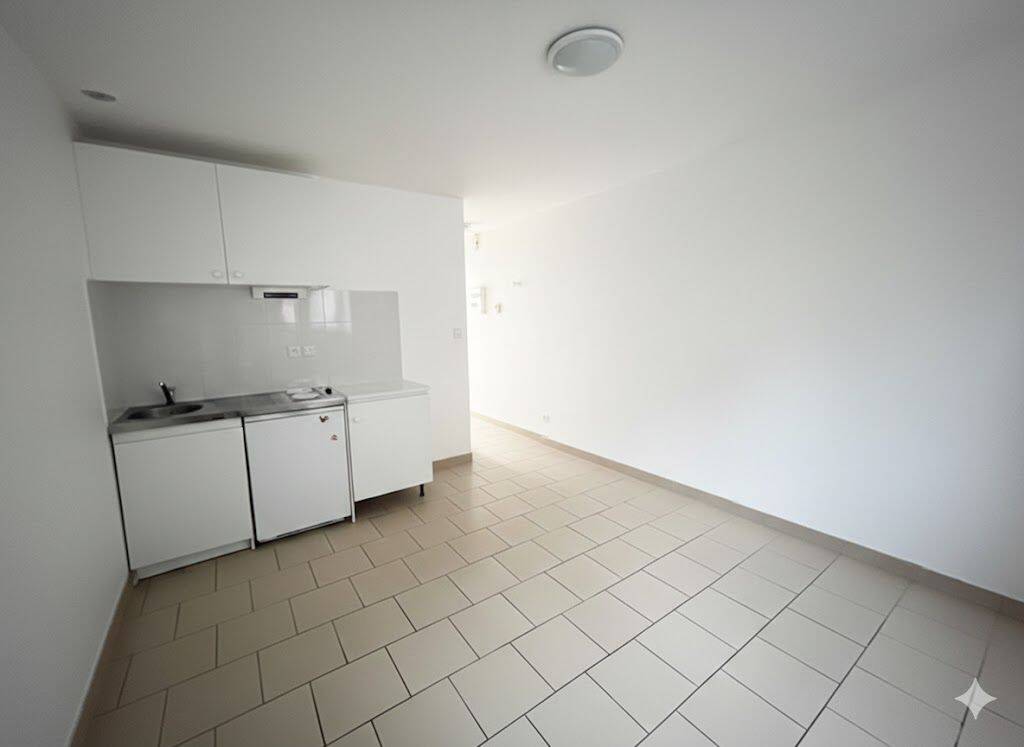 Appartement 1 pièce 19 m² · à Nogent-sur-Vernisson · 19 m² · 260 €/mois