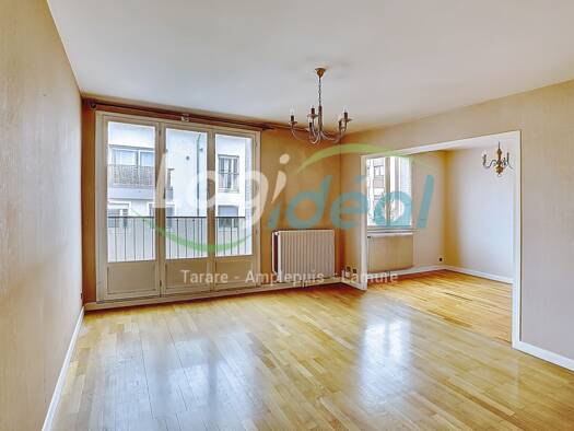 Appartement à vendre 280 000 € 4 pièces 2 chambres 82 m² Étage 4/4 Villeurbanne 69100