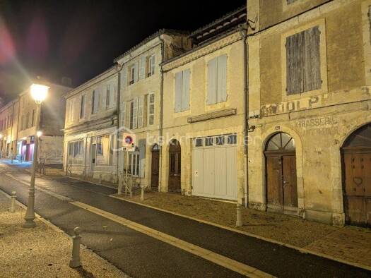 Maison de ville à vendre 208 000 € 5 pièces 2 chambres 99,5 m² Nord Fleurance 32500