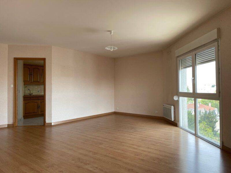 Appartement 4 pièces 77 m² · à Troyes · 77 m² · 697 €/mois