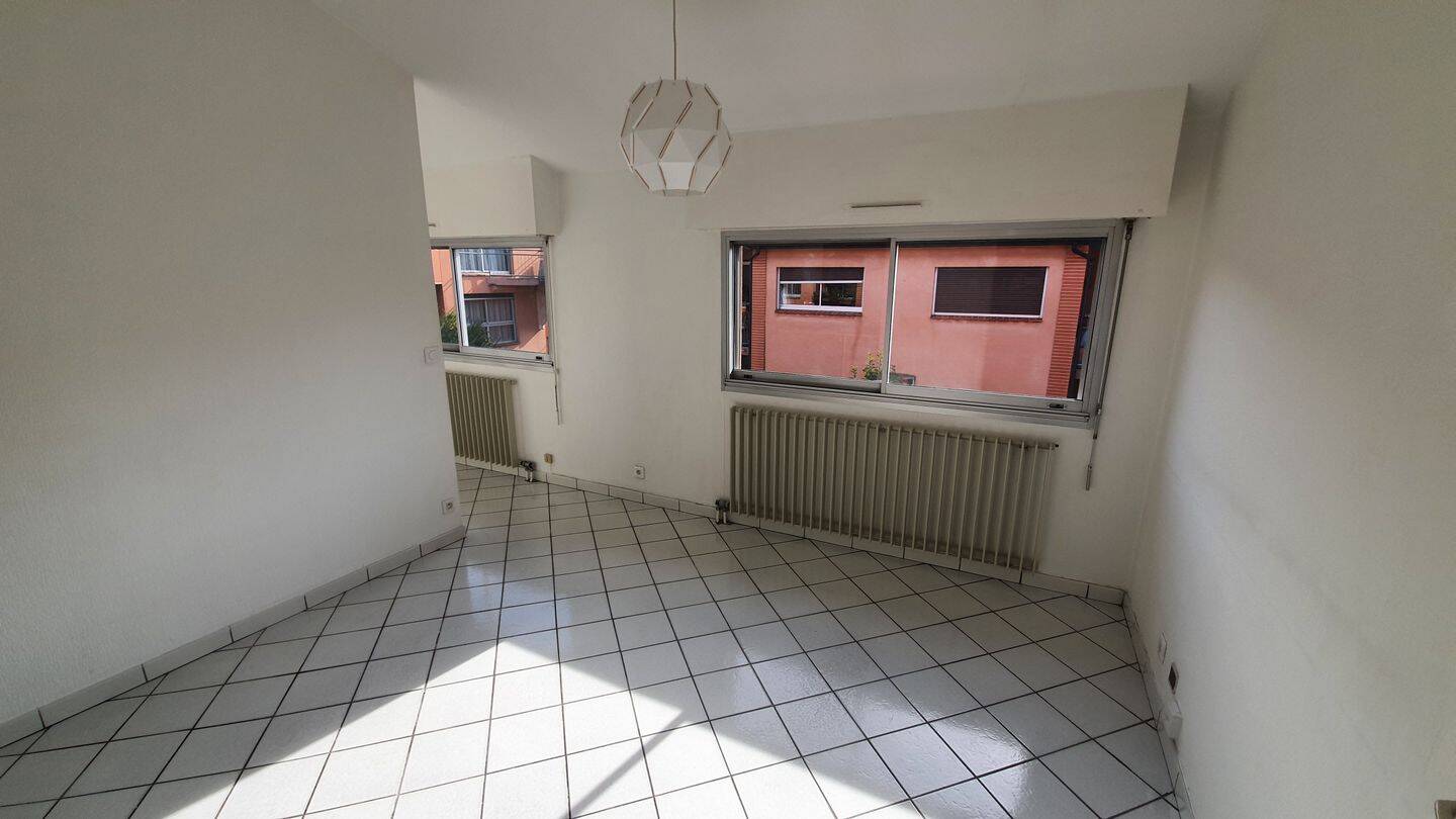 Appartement 1 pièce 30 m² · à Toulouse · 30,3 m² · 557 €/mois
