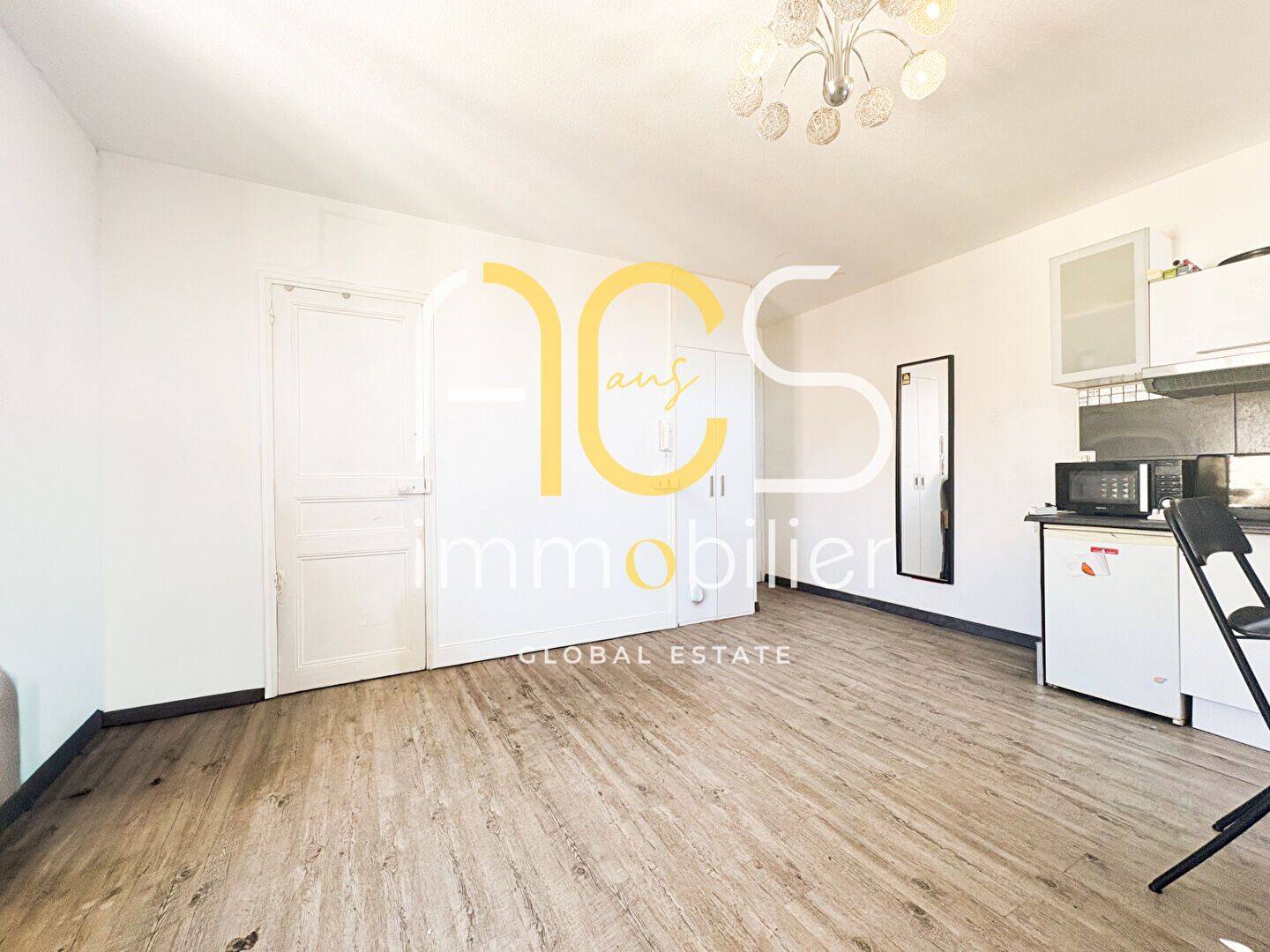 Appartement 1 pièce 22 m² · à Istres · 22,5 m² · 552 €/mois