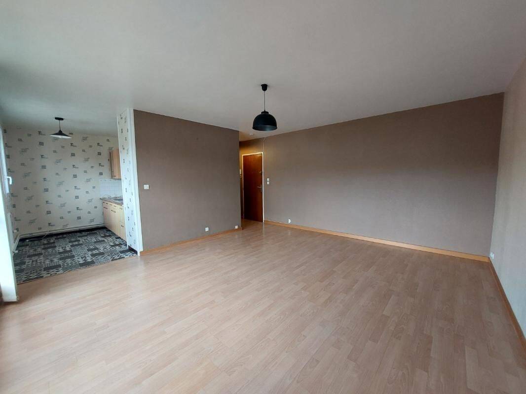 Appartement 1 pièce 35 m² · à Déville-lès-Rouen · 35 m² · 495 €
