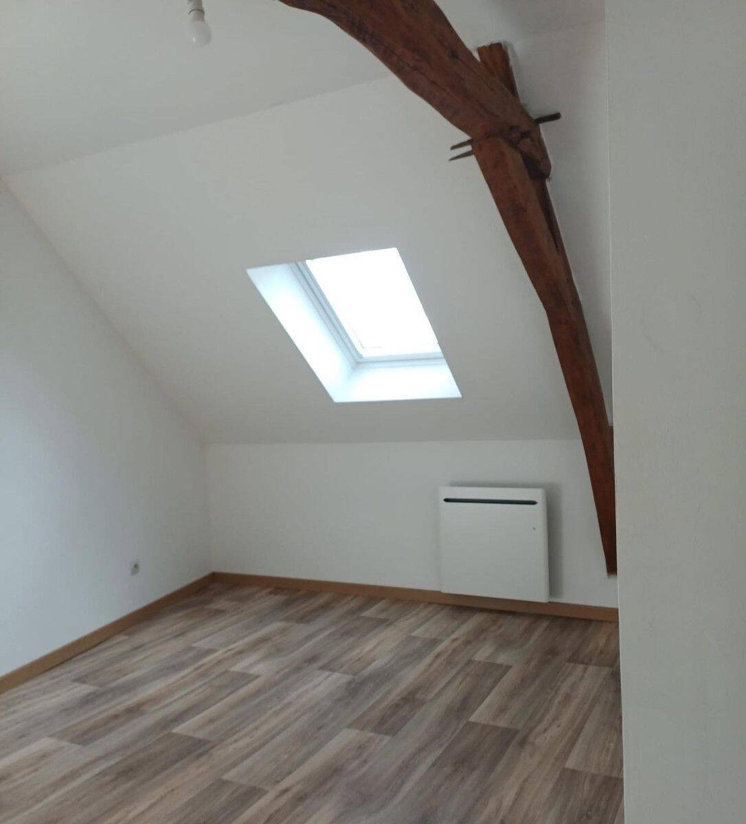 Appartement 4 pièces 77 m² · à La Pommeraye · 77 m² · 585 €/mois