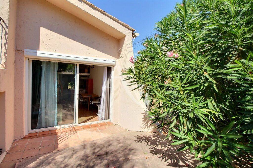 Appartement 1 pièce 20 m² · à Le Pradet · 20 m² · 596 €