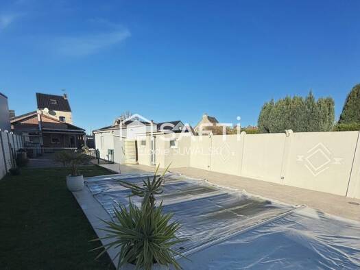 Maison de ville à vendre 239 800 € 5 pièces 4 chambres 117 m² 591 m² de terrain Nord Petite-Forêt 59494