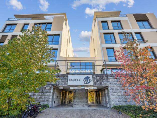 Espace bureau à louer 13 027 € 845 m² de bureaux divisible de 361 m² à 845 m² Flammarion Lyon 4ème arrondissement 69004