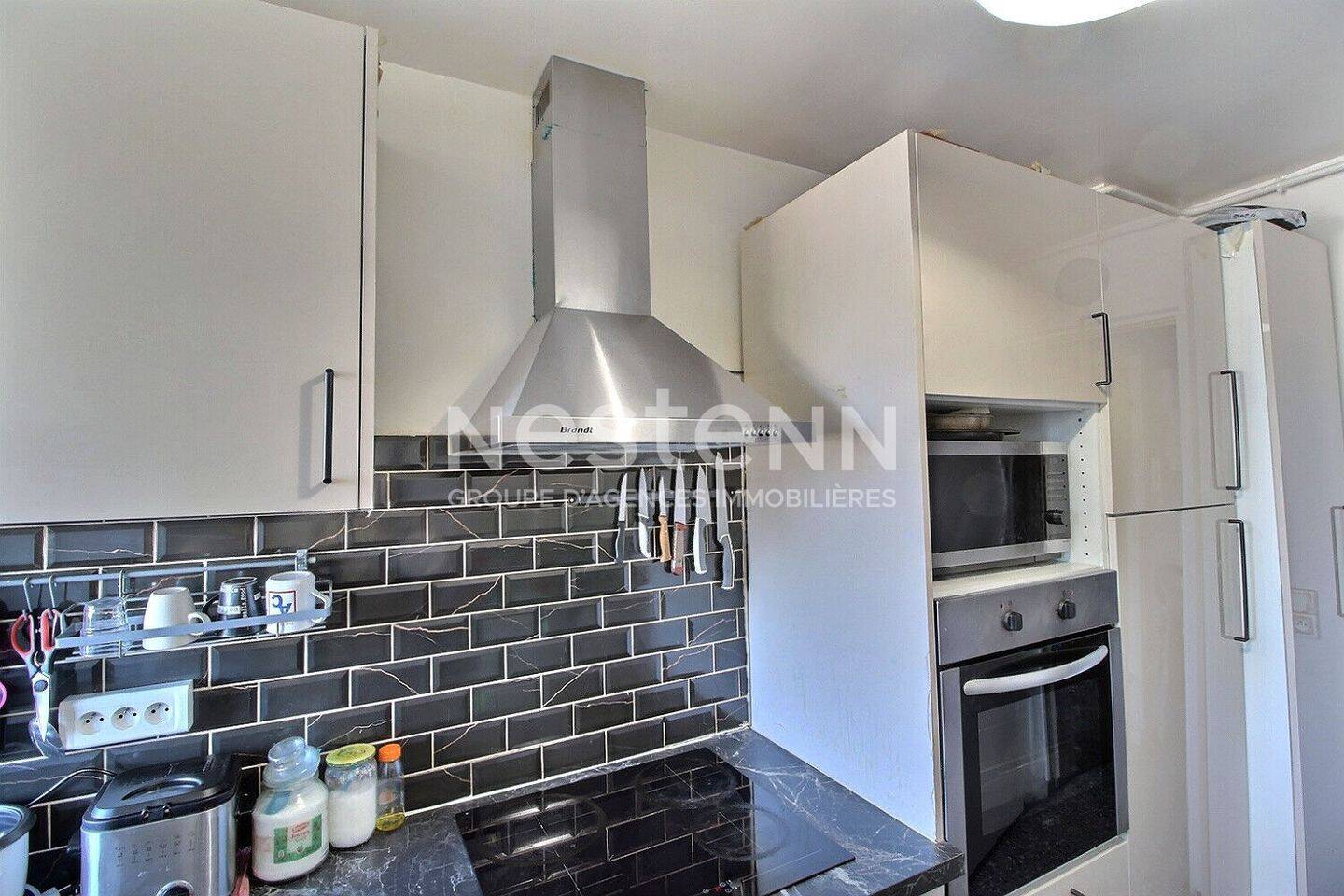Appartement 4 pièces 75 m² · à Massy · 74,7 m² · 223 000 €
