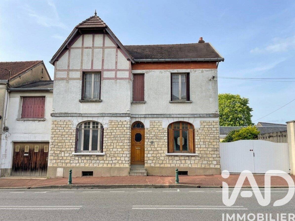 Maison 7 pièces 136 m² · à Château-la-Vallière · 136 m² · 125 000 €