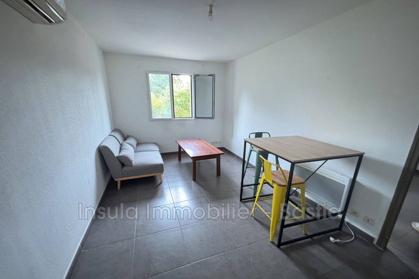 Appartement 2 pièces 44 m² · à Corte · 44 m² · 550 €