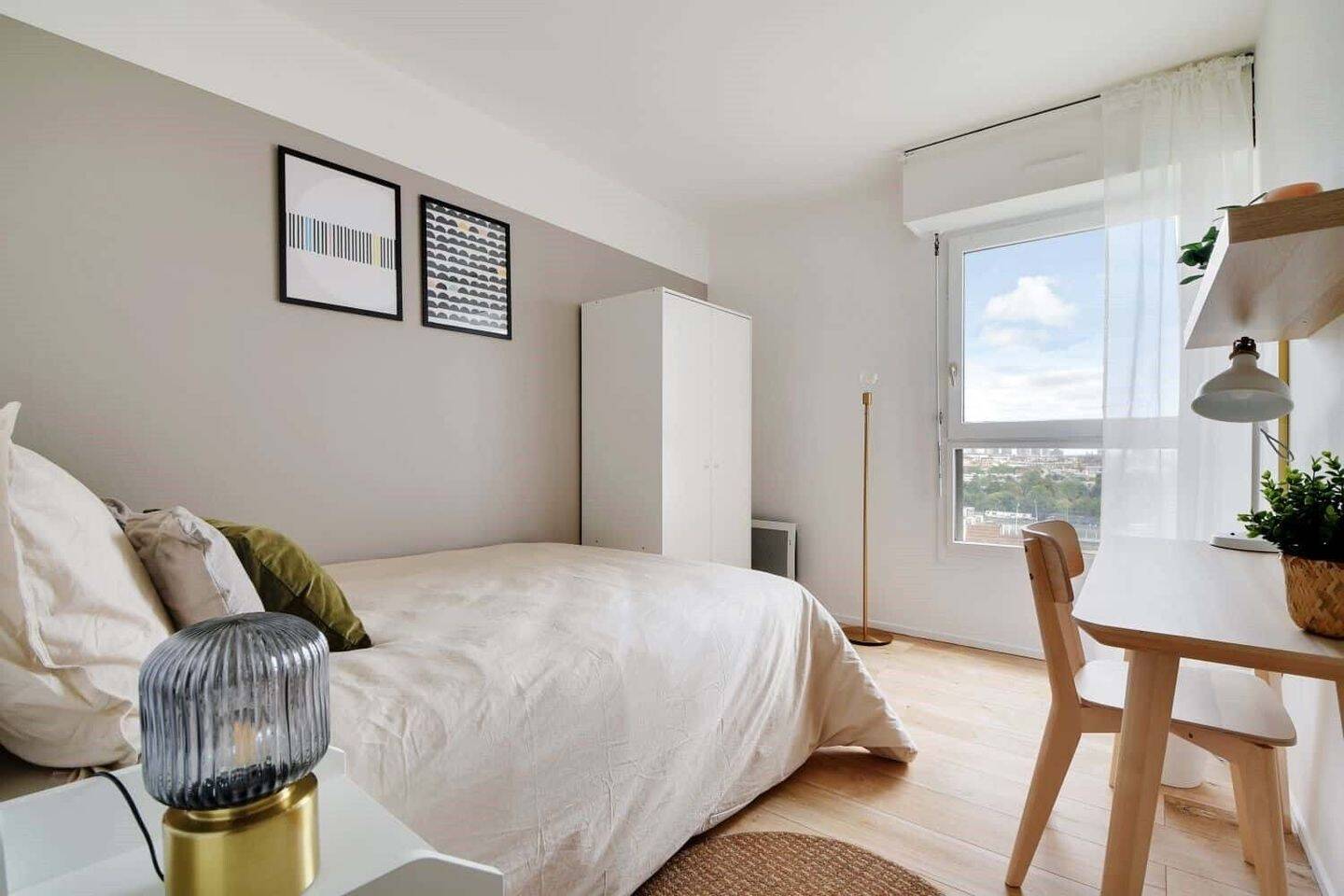 1 pièce 15 m² · à Saint-Cloud · 15 m² · 836 €/mois