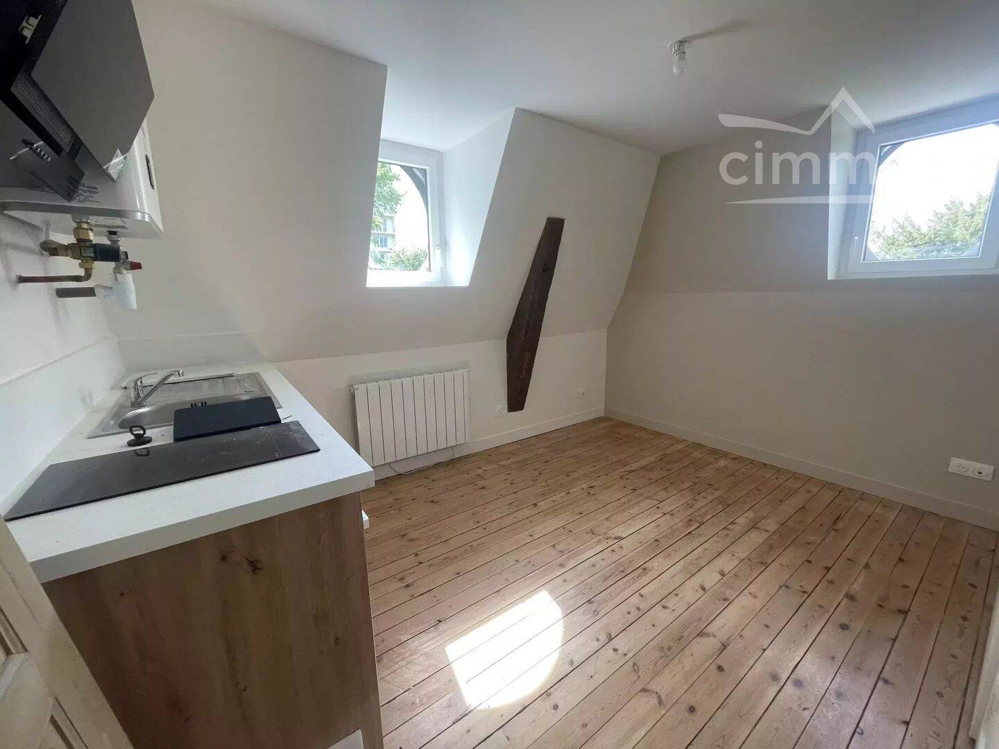 Appartement 1 pièce 15 m² · à Joué-lès-Tours · 14,7 m² · 400 €/mois