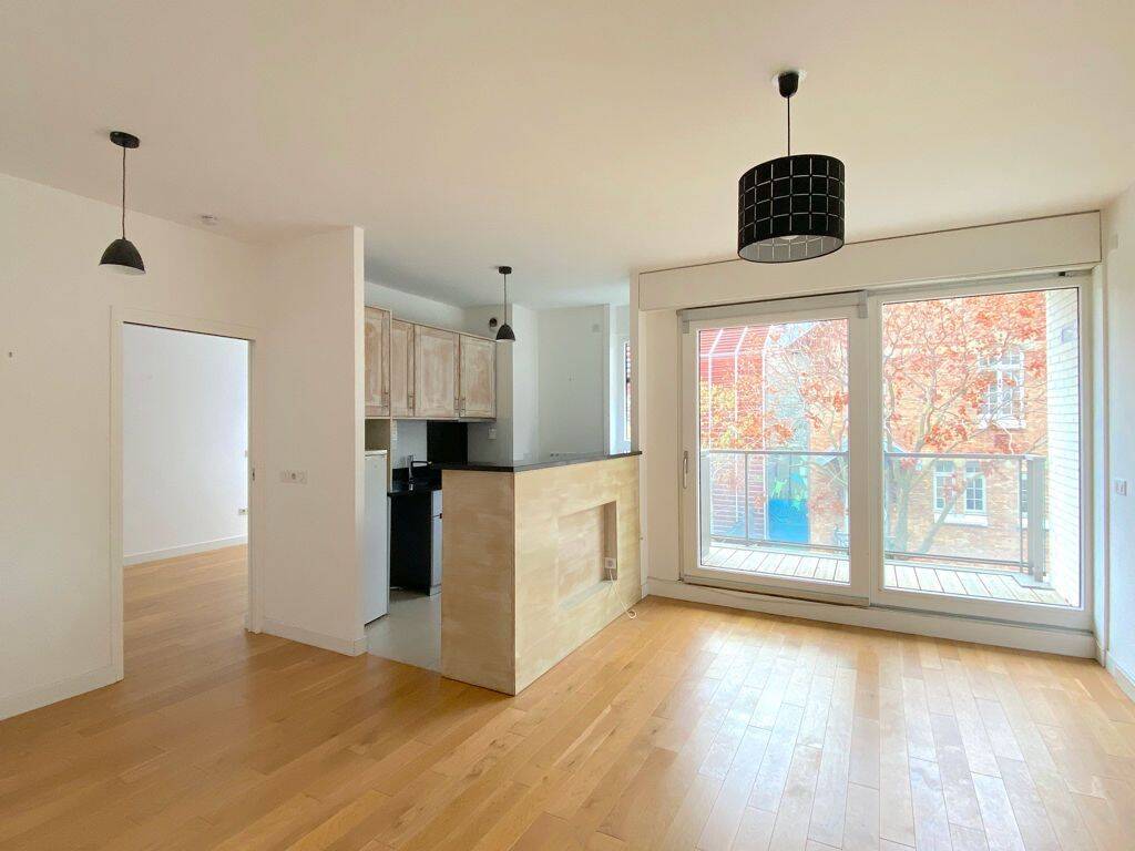 Appartement 2 pièces 45 m² · à Paris 15ème Arrondissement · 45 m² · 1 790 €/mois