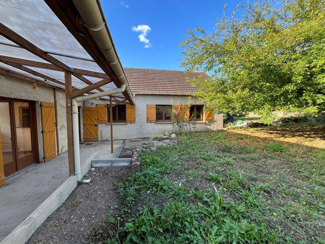 Maison 6 pièces 127 m² · à Noyon · 127 m² · 143 000 €