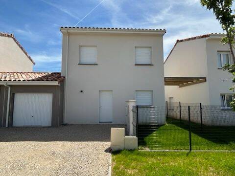 Maison 4 pièces 82 m² · à Granges-les-Beaumont · 82 m² · 1 150 €