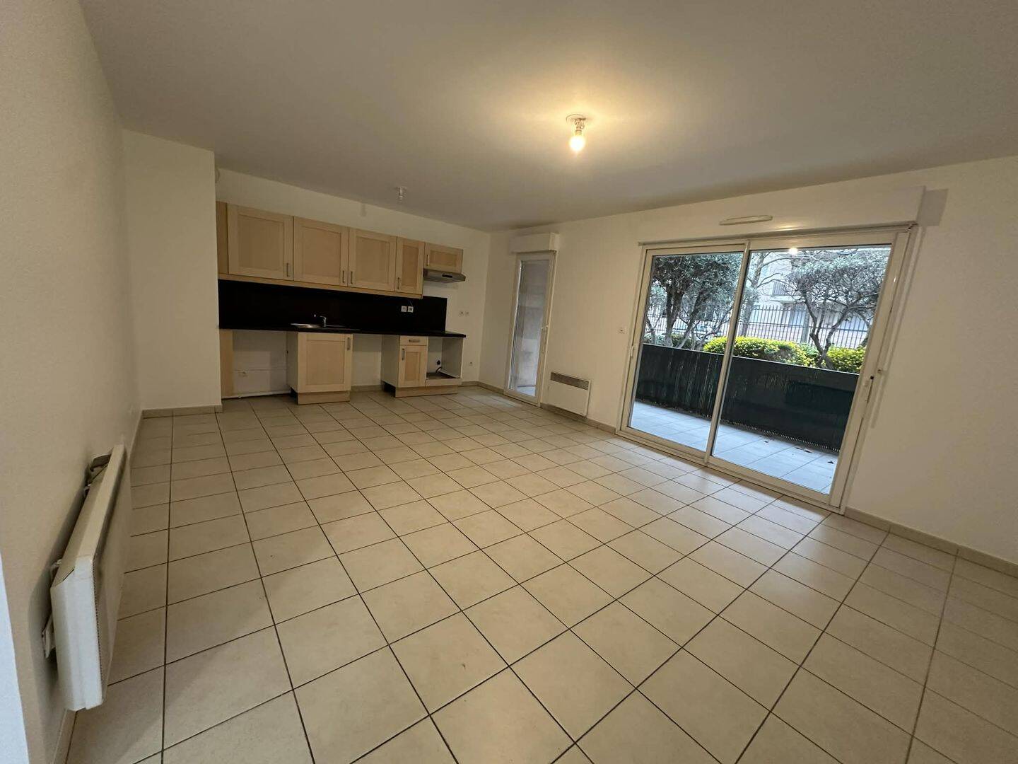 Appartement 3 pièces 59 m² · à Hyères · 58,6 m² · 950 €