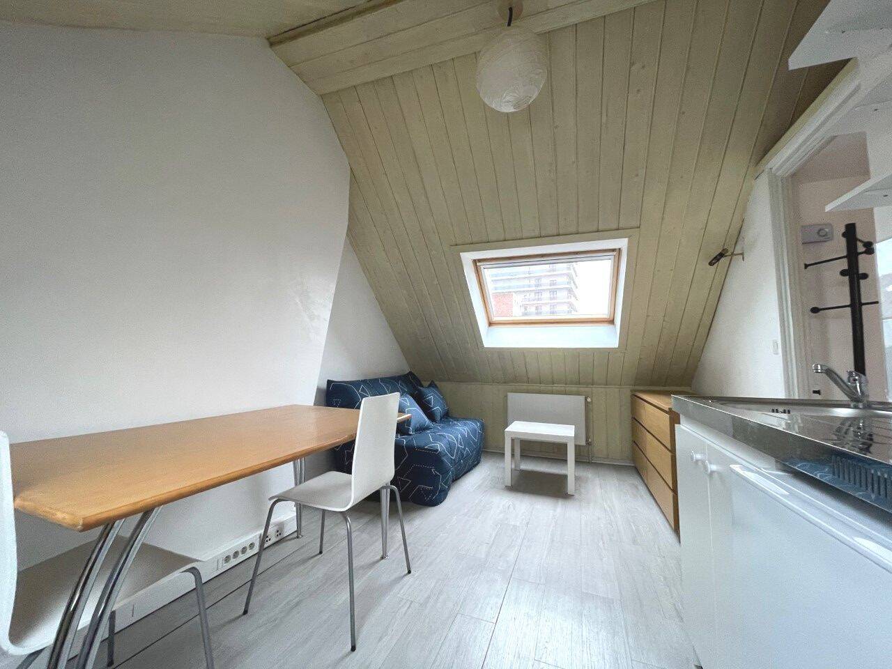 Appartement 1 pièce 11 m² · à Amiens · 11,2 m² · 424 €/mois