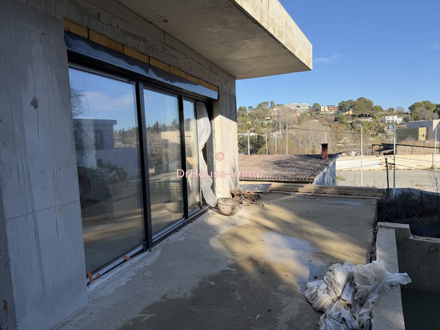 Maison 5 pièces 221 m² · à Cagnes-sur-Mer · 221,2 m² · 700 000 €