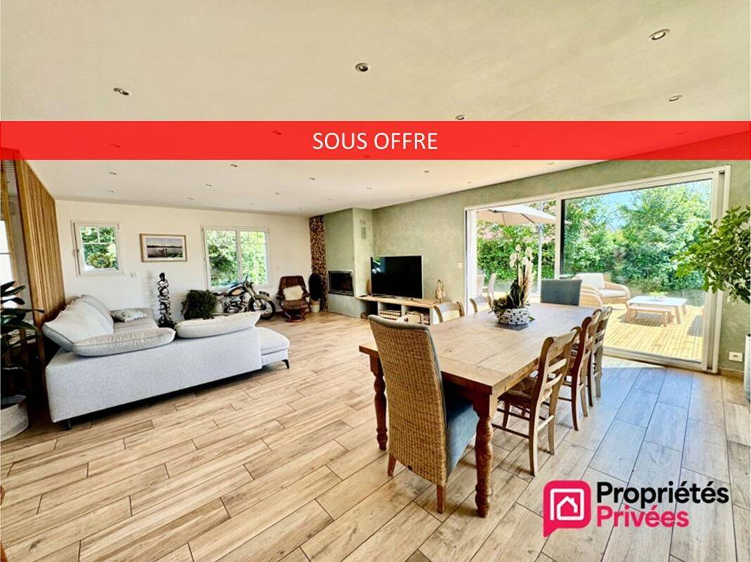 Maison 7 pièces 230 m² · à Beuvrequen · 230 m² · 696 000 €