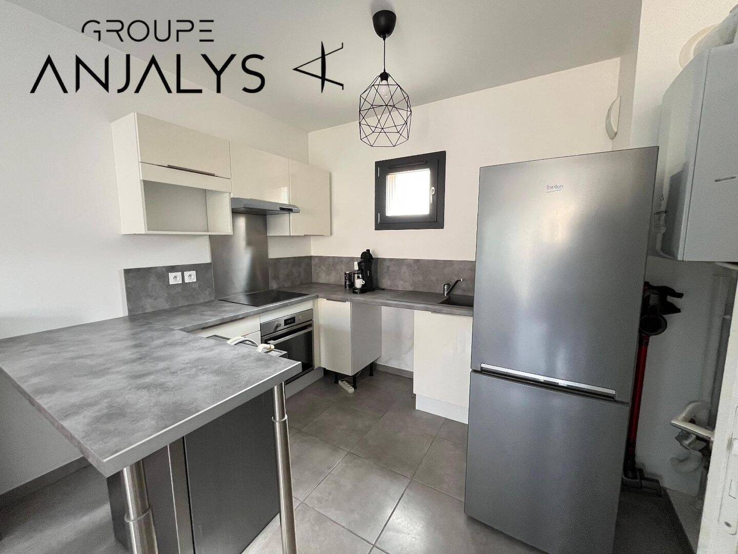 Appartement 2 pièces 41 m² · à Oullins-Pierre-Bénite · 40,6 m² · 605 €