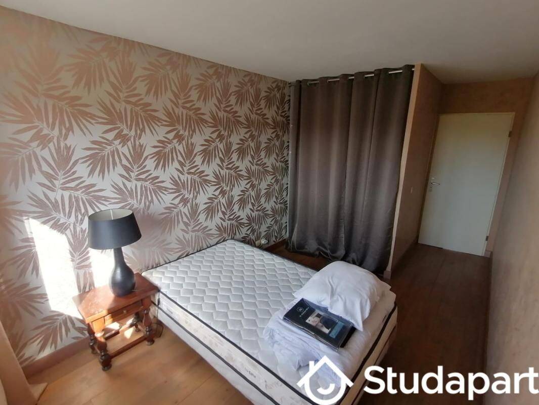 1 pièce 11 m² · à Cergy · 11 m² · 595 €