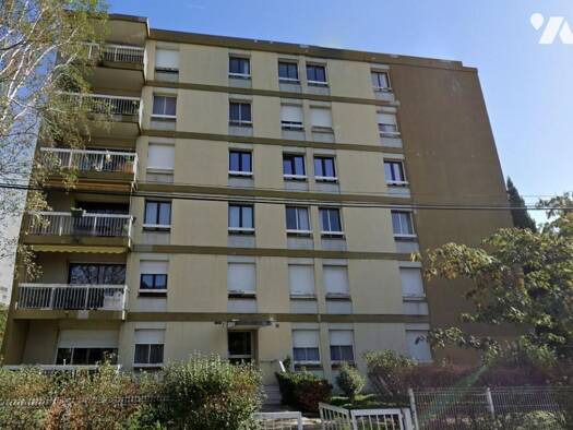 Appartement à vendre 85 000 € 2 pièces 1 chambre 52,5 m² RDC Grenoble 38100