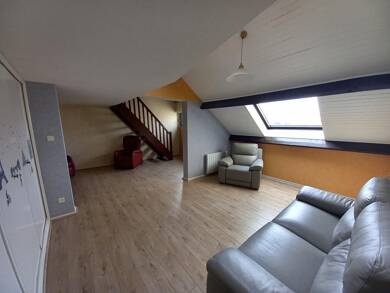 Duplex à vendre 79 990 € 4 pièces 2 chambres 80 m² Dernier étage, Étage 4/4 Grand Grésil-Stade Vesoul 70000