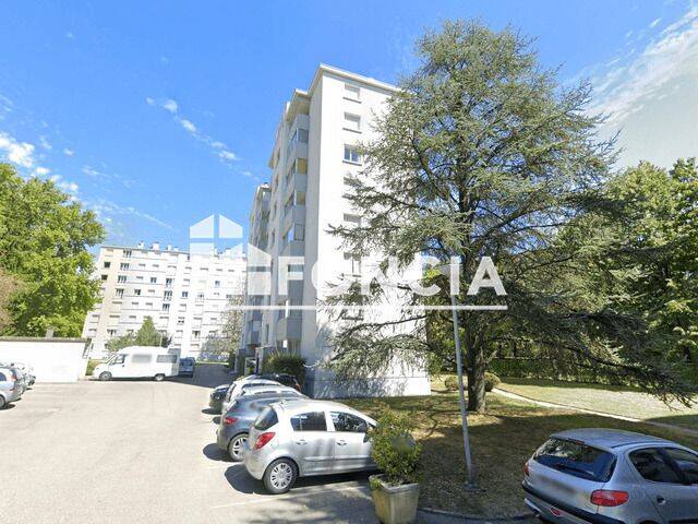 Appartement 4 pièces 62 m² · à Meylan · 61,6 m² · 765 €
