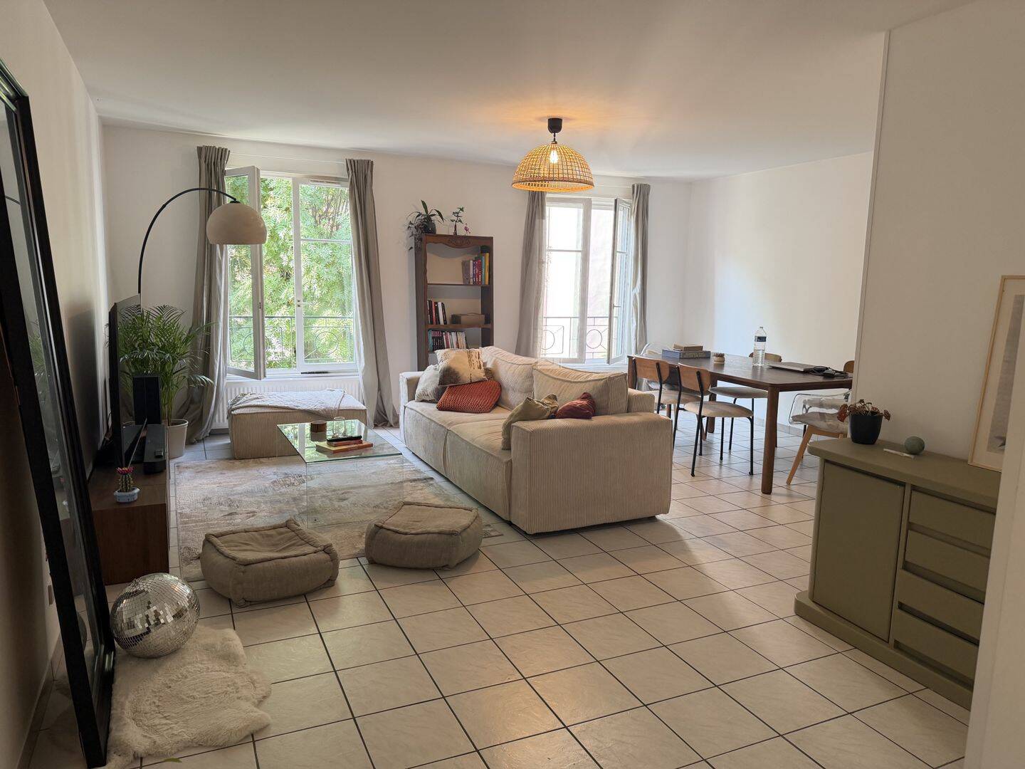 Appartement 3 pièces 85 m² · à Lyon 4ème Arrondissement · 84,5 m² · 1 400 €