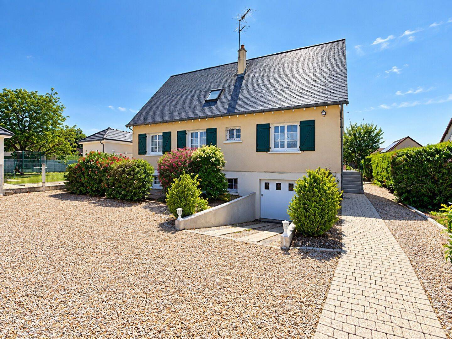 Maison 7 pièces 180 m² · à Trouy · 180 m² · 286 000 €