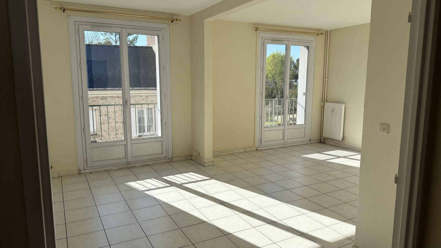 Appartement 5 pièces 120 m² · à Senlis · 120 m² · 250 000 €