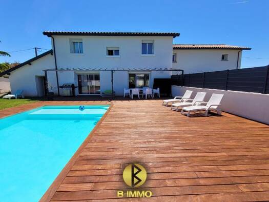 Maison à vendre 400 000 € 6 pièces 4 chambres 200 m² 1 000 m² de terrain Saint-Clair-du-Rhône 38370