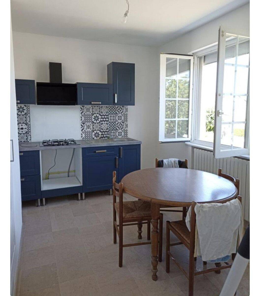 Maison 3 pièces 67 m² · à La Chapelle-Saint-Ursin · 67 m² · 850 €/mois