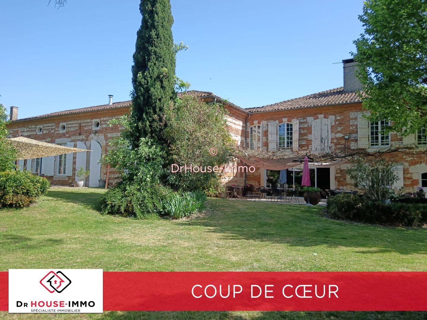 Maison 15 pièces 673 m² · à Boé · 673 m² · 988 000 €