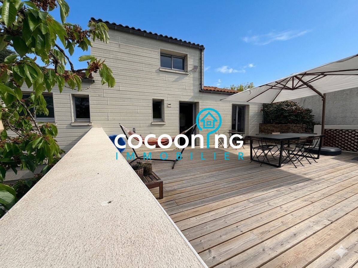 Maison 8 pièces 105 m² · à Gorges · 105 m² · 397 990 €