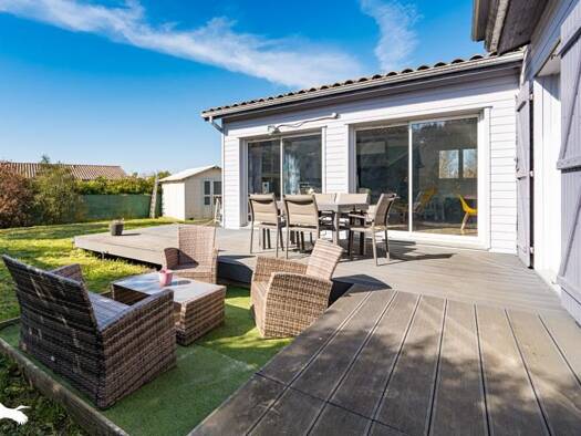 Maison à vendre 284 999 € 5 pièces 4 chambres 131 m² 514 m² de terrain Verdun-sur-Garonne 82600