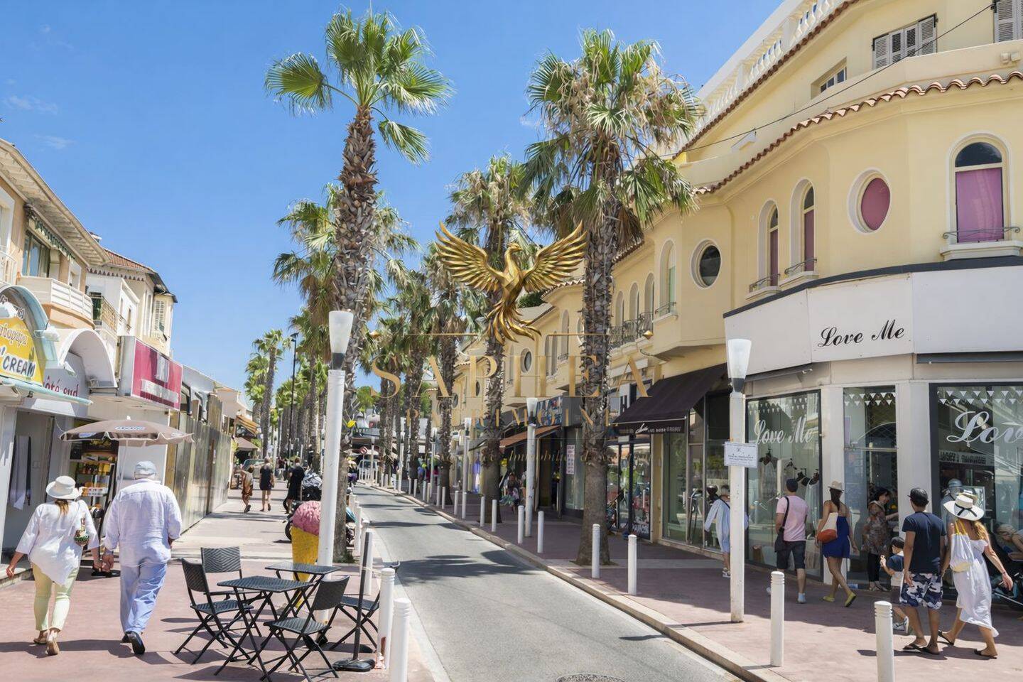 Appartement 4 pièces 168 m² · à Antibes · 168 m² · 2 415 000 €