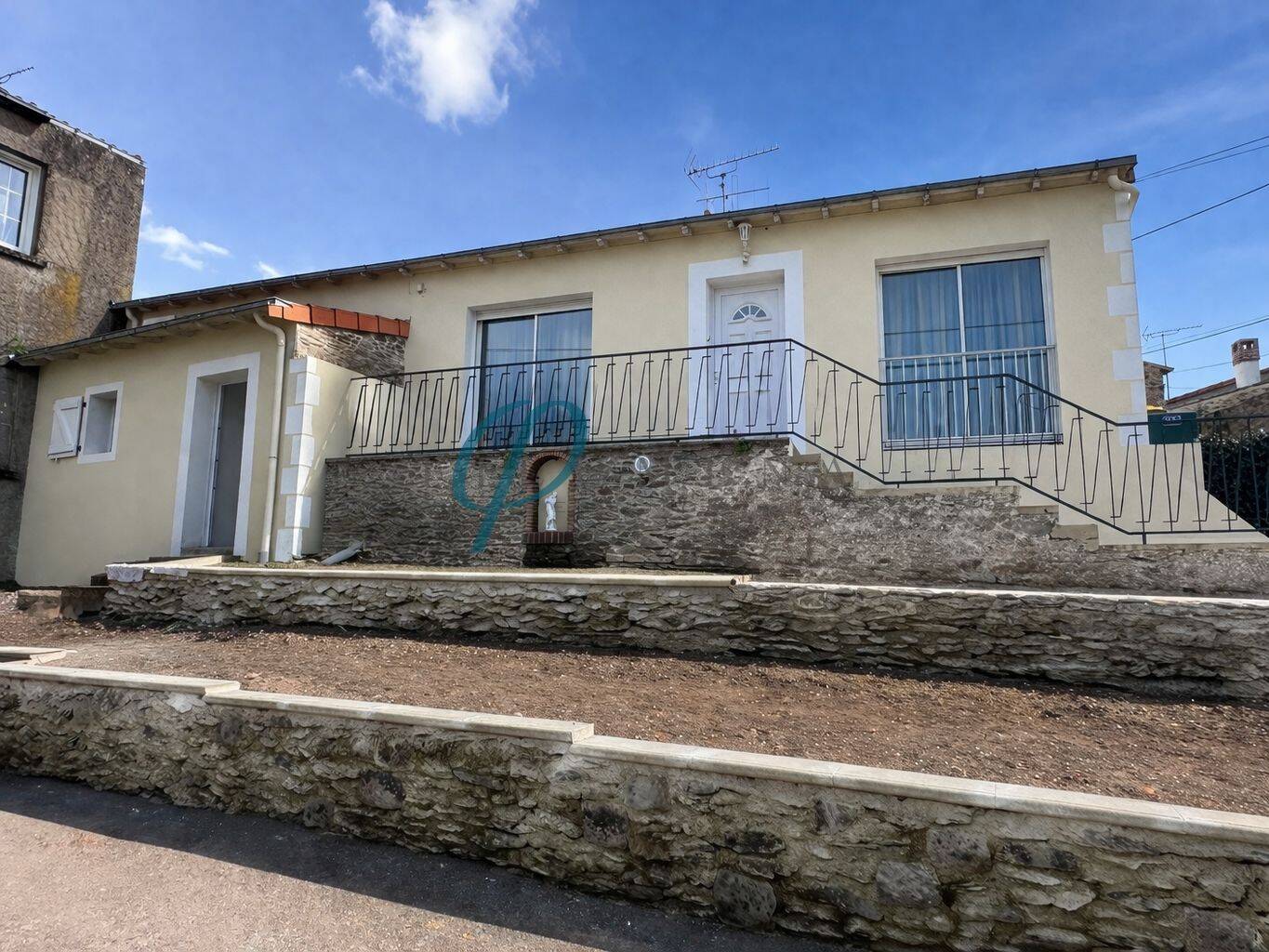 Maison 4 pièces 89 m² · à Orée d'Anjou · 88,8 m² · 810 €