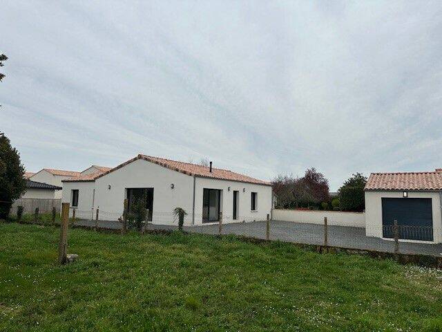 Maison 5 pièces 145 m² · à Tonnay-Charente · 145 m² · 412 000 €