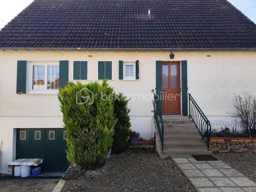 Maison 6 pièces 92 m² · à Migennes · 92 m² · 140 000 €