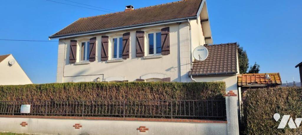 Maison 5 pièces 103 m² · à Villers-sur-Coudun · 103 m² · 950 €/mois