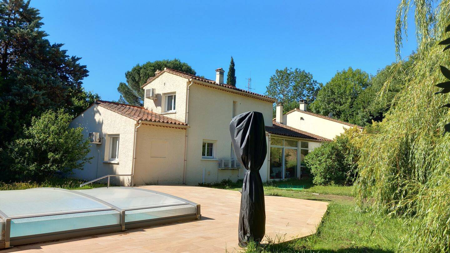 Maison 6 pièces 194 m² · à Lamalou-les-Bains · 194 m² · 483 000 €
