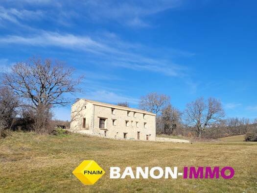 Maison à vendre 721 000 € 11 pièces 7 chambres 282 m² 5 600 m² de terrain Redortiers 04150