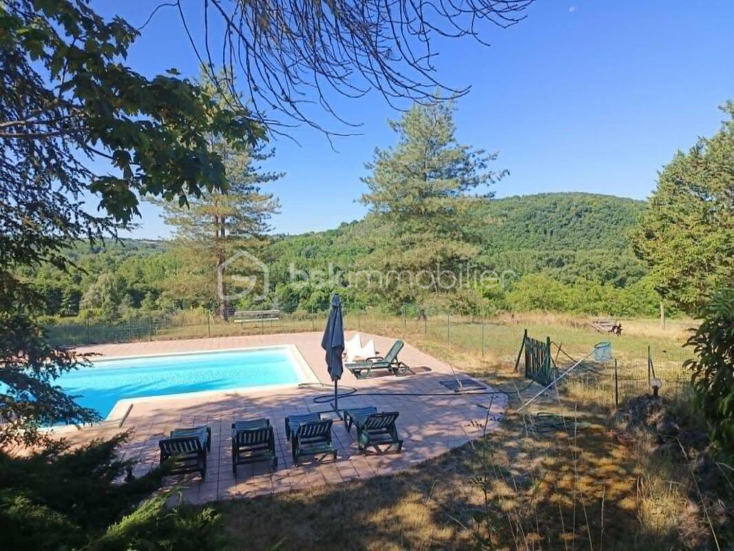 Maison 12 pièces 267 m² · à Siorac-en-Périgord · 267 m² · 349 000 €