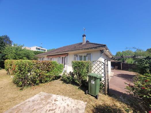 Maison de plain-pied à vendre 312 000 € 4 pièces 3 chambres 90 m² 997 m² de terrain Est Sud Ouest La Ferté-sous-Jouarre 77260