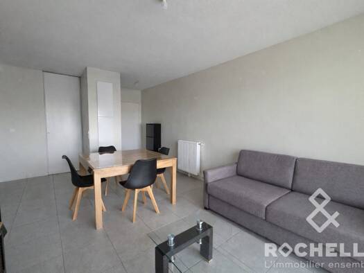 Appartement à vendre 254 400 € 3 pièces 2 chambres 62,5 m² RDC La Rochelle 17000