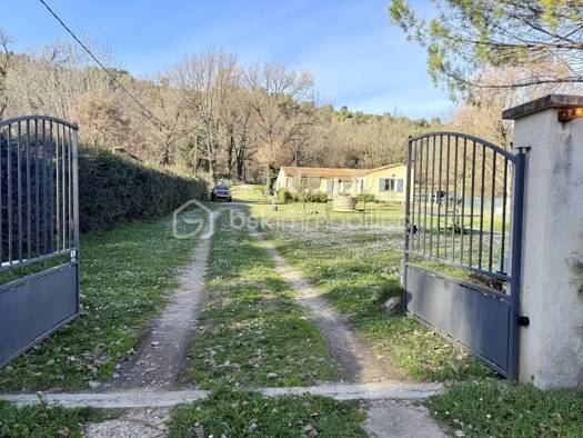 Villa à vendre 342 000 € 3 pièces 2 chambres 87 m² 1 988 m² de terrain Allemagne-en-Provence 04500