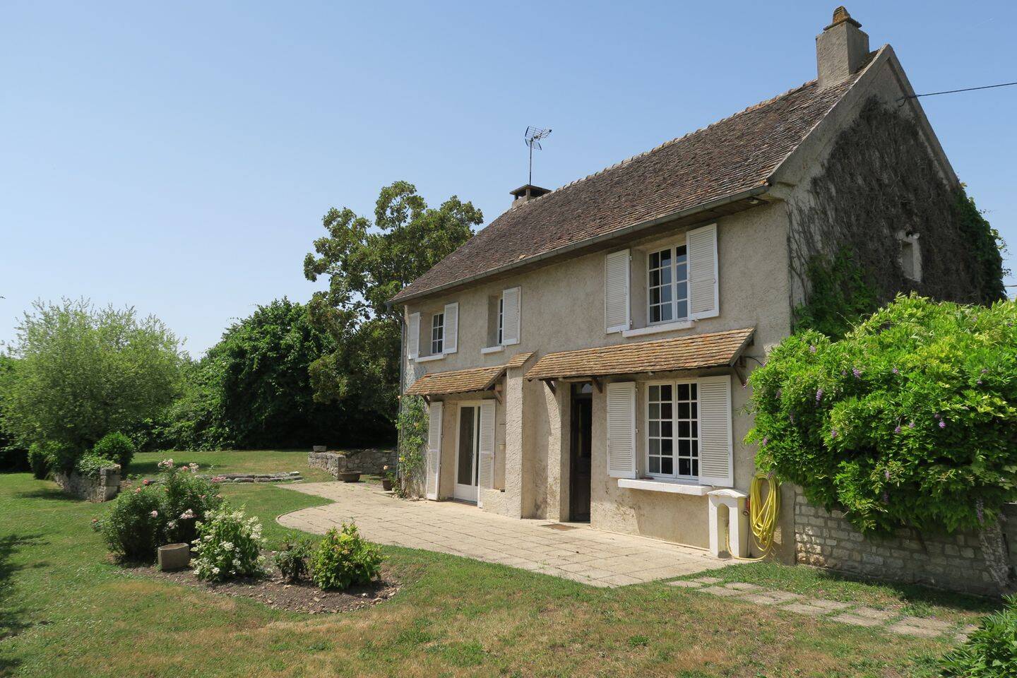 Maison 3 pièces 96 m² · à Bréval · 96 m² · 231 000 €
