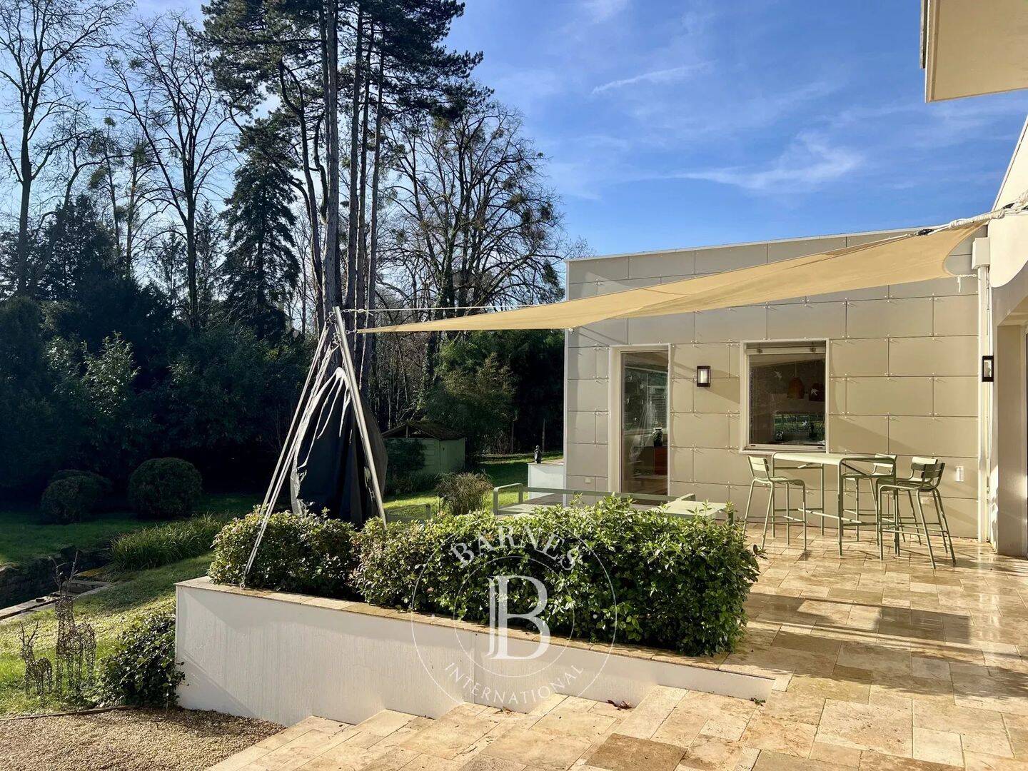 Maison 8 pièces 291 m² · à Mâcon · 291 m² · 1 050 000 €