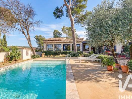 Maison à vendre 895 000 € 8 pièces 4 chambres 232 m² 2 000 m² de terrain La Gazelle Nîmes 30000